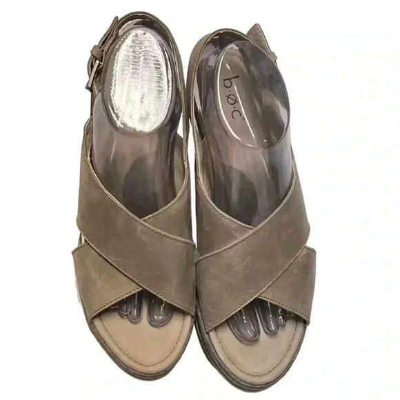 B.O.C. GREY WEDGE WOMEN’S SLINGBACK SANDALS•SIZE 9•GENUINE LEATHER• - Picture 9 of 16